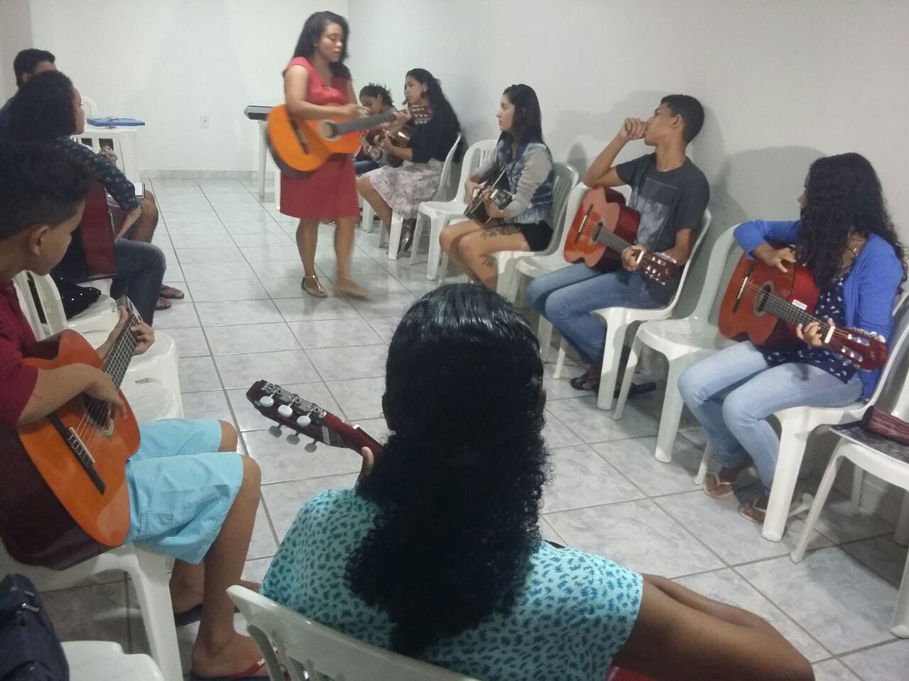 Fames nas Comunidades_Violao_Sao Torquato_200417